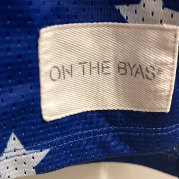 On The Byas 00 Red, White, & Blue Jersey - Medium - Picture 4 of 5